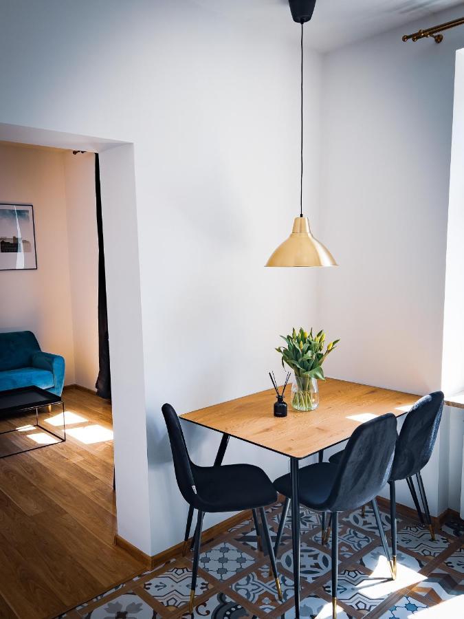 Nalu Black&White Apartment No 8 Katowice Exterior photo